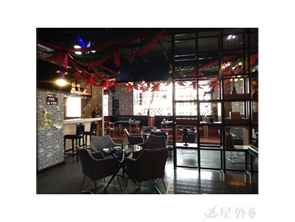 营业中休闲吧转让