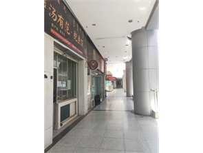 海亮金宝街三楼好位置空铺出租