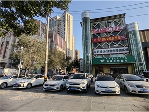 赛罕区大学东路丰泽大厦附近空铺转让