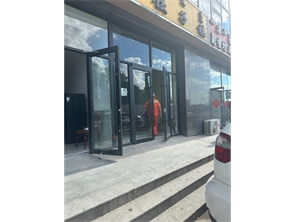 玉泉区康居家园纯一层空铺房东直租