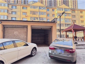 锡林南路信利加小区内车库出租