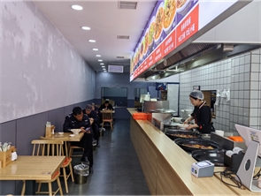 金峰丽水东门纯一层餐厅转让