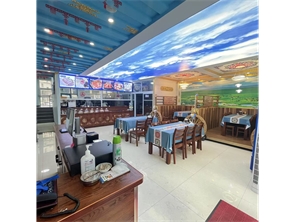 赛罕区金桥滨河湾东门餐厅转让 