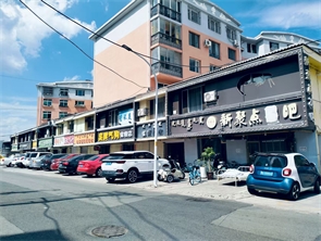 回民区吧街南口空铺直租